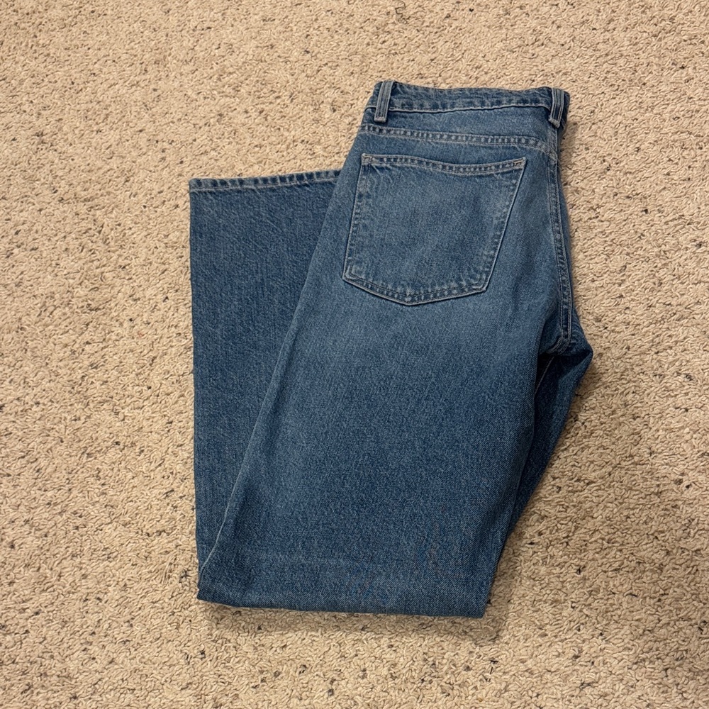 Zara mid rise, wide leg classic jean